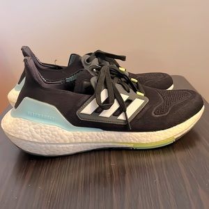 Adidas ultra boost sneakers size 9